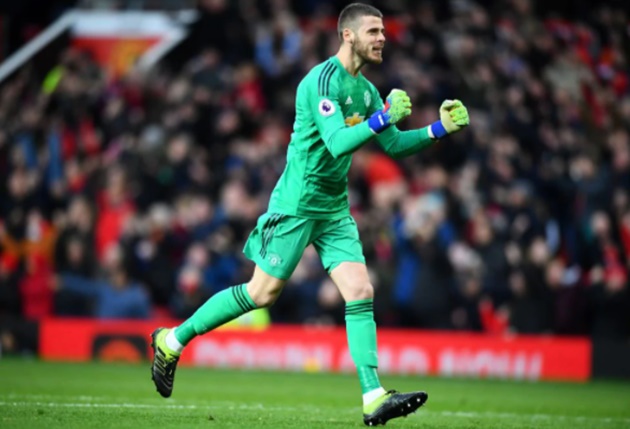 3. De Gea. Thủ thành người Tây Ban Nha từng giành danh hiệu Premier League ngay trong mùa giải thứ 2 gia nhập Man Utd và trở thành ngôi sao xuất sắc nhất CLB suốt 4 năm liên tiếp. Tuy nhiên thời điểm hiện tại, anh đã không còn giữ được sự ổn định vốn có.