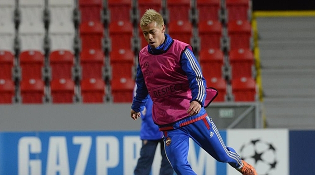 2. Keisuke Honda. Lão tướng người Nhật Bản suýt nữa đã thất nghiệp sau khi chia tay CLB Botafogo, tuy nhiên mới đây, anh đã đạt thỏa thuận gia nhập đội bóng tại Liga NOS - Portimonense.