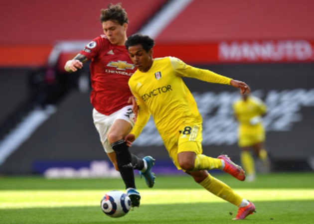 Victor Lindelof (5 điểm). Sự lúng túng trong khâu kèm người của ngôi sao người Thụy Điển đã tạo cơ hội để Fabio Carvalho băng xuống đối mặt De Gea ở hiệp một.