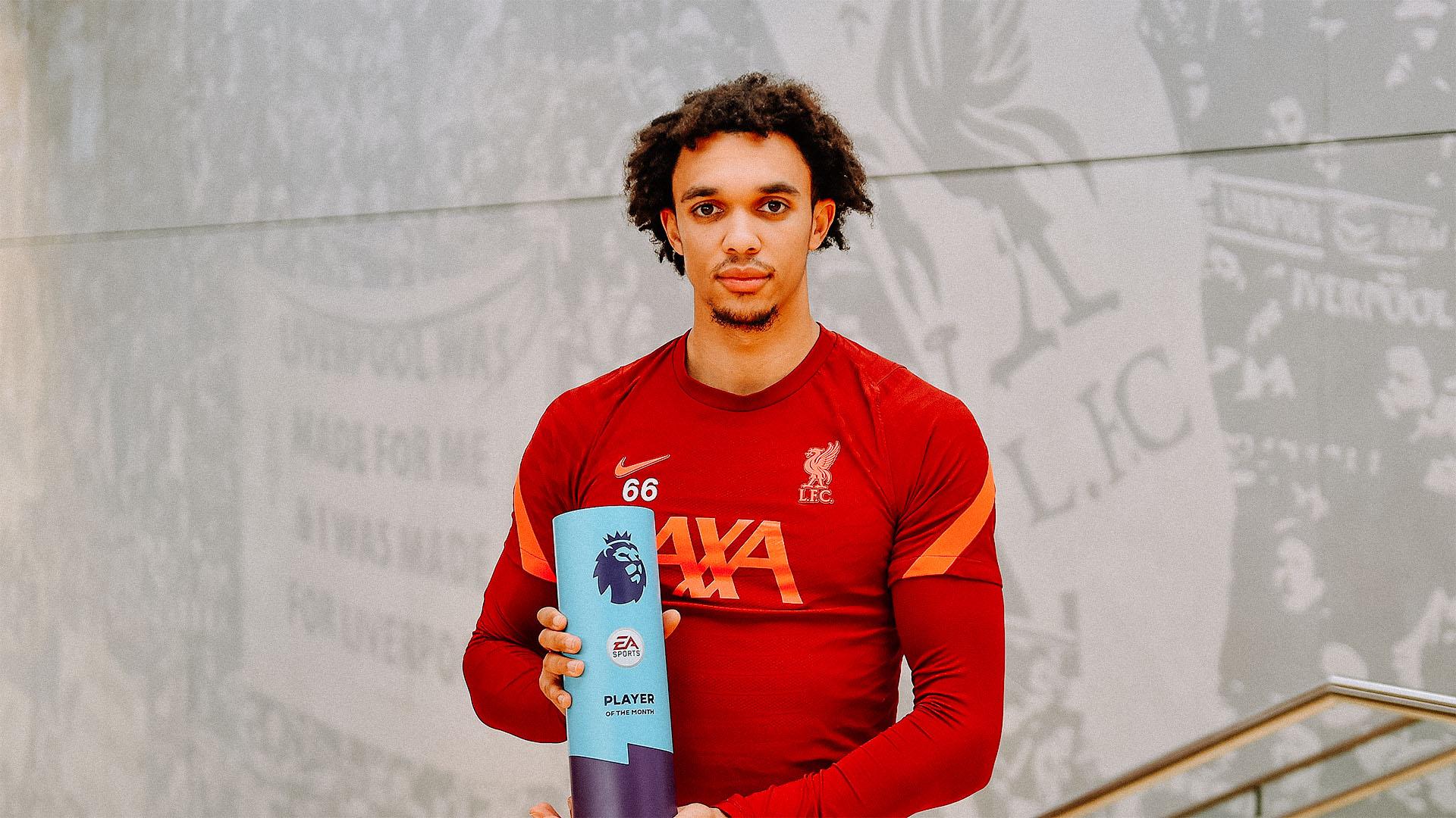 Hậu vệ phải: Trent Alexander-Arnold (Liverpool). Dù Reece James cũng đã chơi cực tốt trong năm 2021, nhưng cách Alexander-Arnold trở lại sau trận đấu thảm họa trước Southampton hồi tháng Giêng thực sự ấn tượng. Anh đang sở hữu số pha kiến tạo nhiều thứ hai tại EPL mùa này (7) chỉ xếp sau người đồng đội Salah (9).