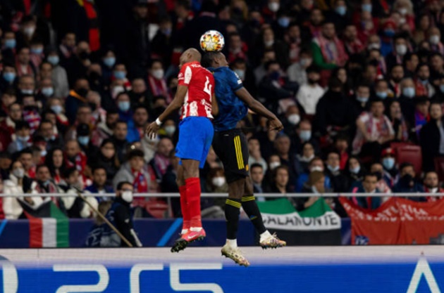 Thống kê chỉ ra rằng, Kondogbia sở hữu số pha tắc bóng và số lần vượt qua đối thủ đạt tỷ lệ 100%.