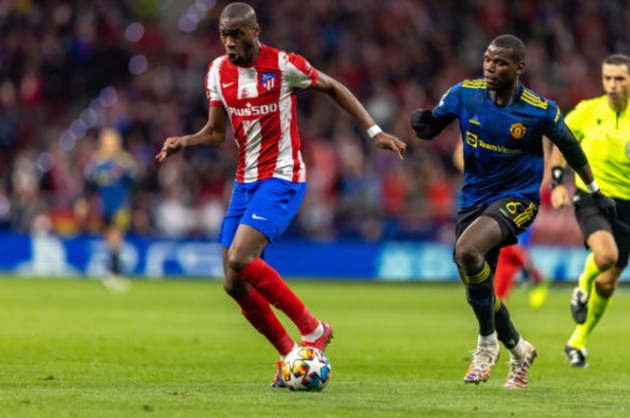 Trong cuộc chạm trán vừa qua, không dưới 3 lần tiền vệ người Pháp bị máy quét 29 tuổi bắt bài, khiến anh tỏ ra khá bực dọc.