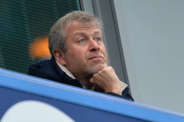 Ảnh bài viết Chính phủ Anh kêu gọi fan Chelsea ngừng hô tên Roman Abramovich