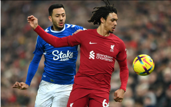 Dù được thi đấu trên sân nhà tuy nhiên Liverpool được dự đoán sẽ gặp vô vàn khó khăn trước một Everton đang hừng hực khí thế dưới thời tân HLV Sean Dyche.