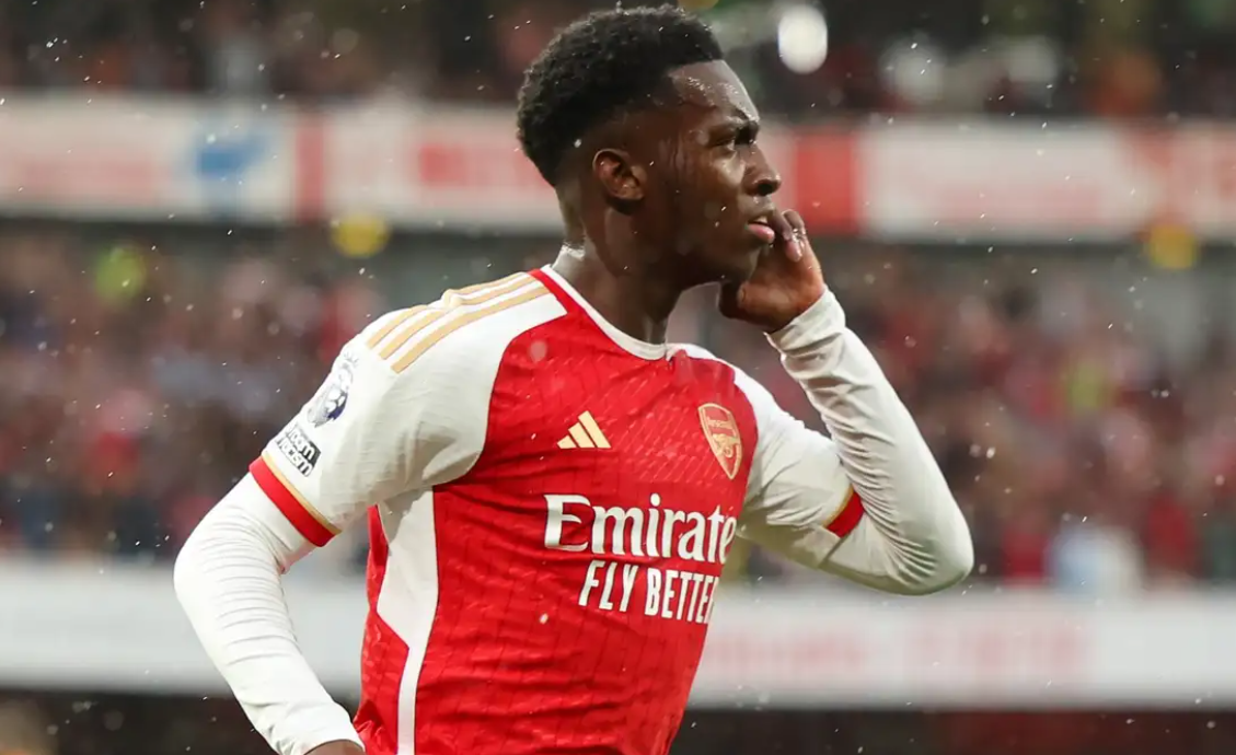 Ảnh bài viết Darren Bent đòi công bằng cho Nketiah