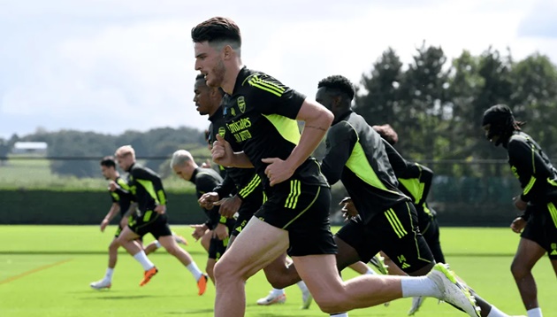 Ảnh bài viết Joleon Lescott chọn 2 đội chuyển nhượng tốt nhất hè 2023