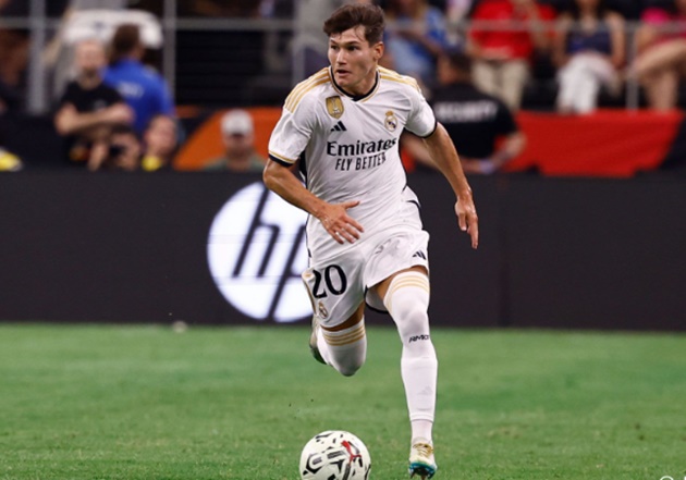 Ảnh bài viết "Câu lạc bộ mà cậu ấy đầu quân là Real Madrid"