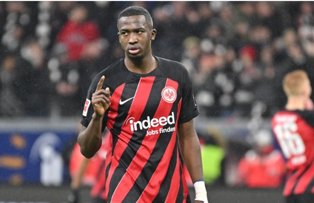 Ảnh bài viết Liverpool nhận báo giá đá tảng trẻ Bundesliga