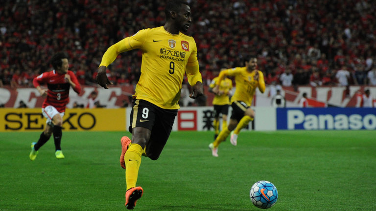 Jackson Martinez cũng gây thất vọng