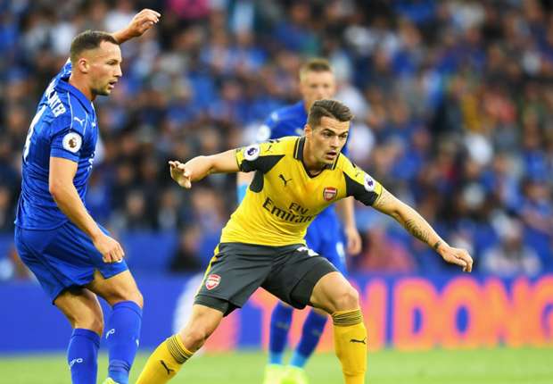 Xhaka đang chơi cực ấn tượng