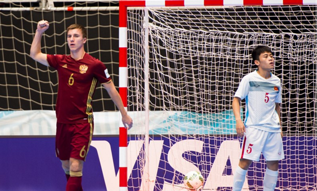 Việt Nam thua Nga 7-0 tại vòng knock-out World Cup Futsal 2016. Ảnh: Internet.