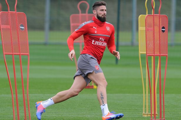 Giroud nhiều khả năng ra sân trong trận gặp Reading. Ảnh: Internet.