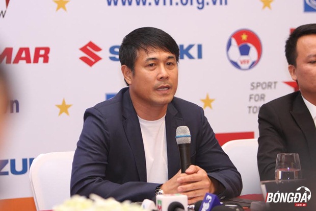 HLV Hữu Thắng bày tỏ nỗi lo bão chấn thương của ĐT Việt Nam trước trận giao hữu với Indonesia. Ảnh: Ngọc Mai.