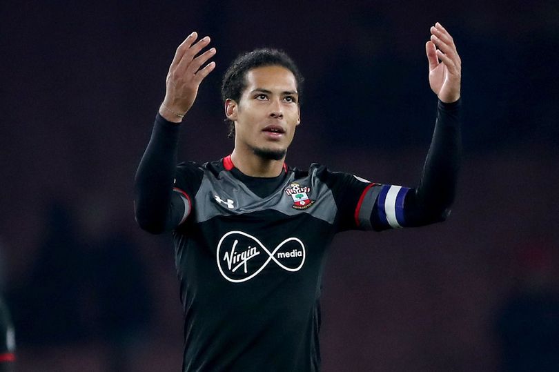 Van Dijk đang là mục tiêu của nhiều đội bóng Anh.
