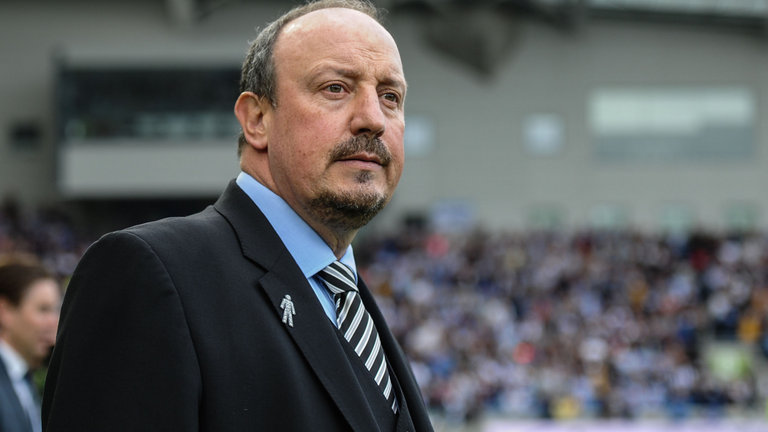 Benitez từng rưng rưng trong ngày ra mắt Newcastle United.