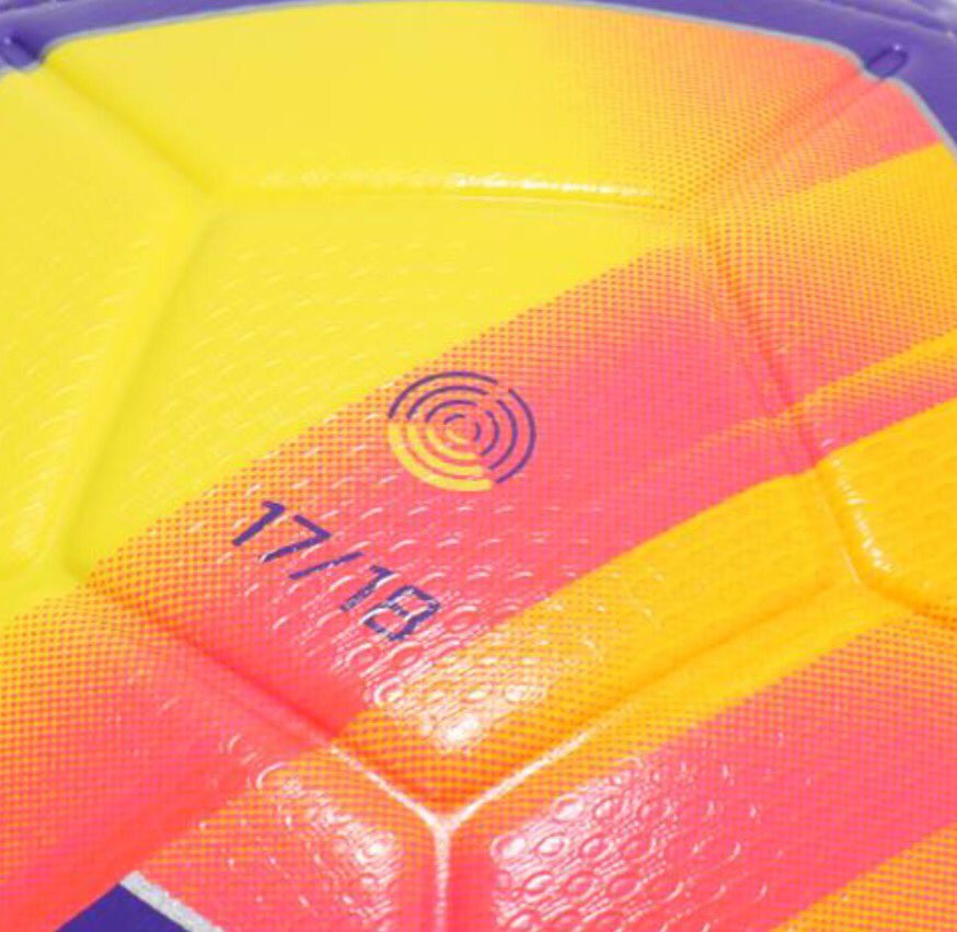 Hãng trang phục thể thao Nike của Mỹ là nhà tài trợ chính của La Liga, Premier League và Serie A.