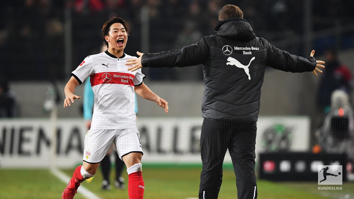 Anh cũng là là cầu thủ Nhật Bản thứ ba tại Arsenal, sau hai bản hợp đồng không thành công mấy trước đó là Ryo Miyaichi và Junichi Inamoto.