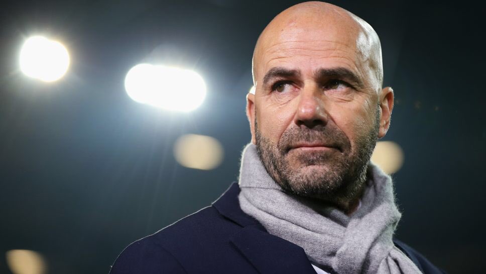 Dortmund sa thải HLV Peter Bosz