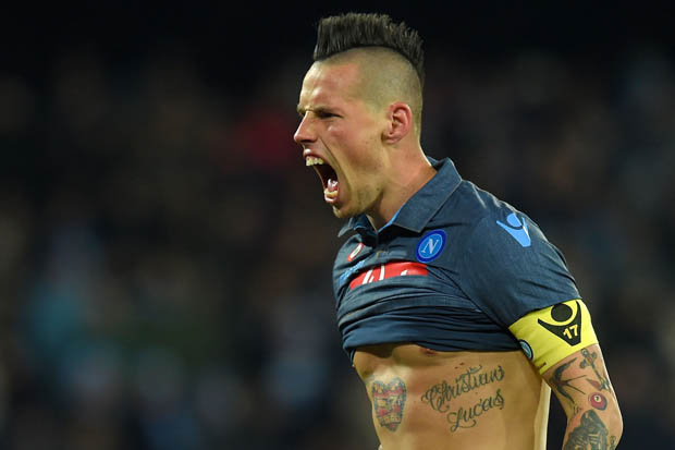 Ảnh bài viết Hamsik trở thành giấc mơ chung của M.U, Chelsea và Liverpool