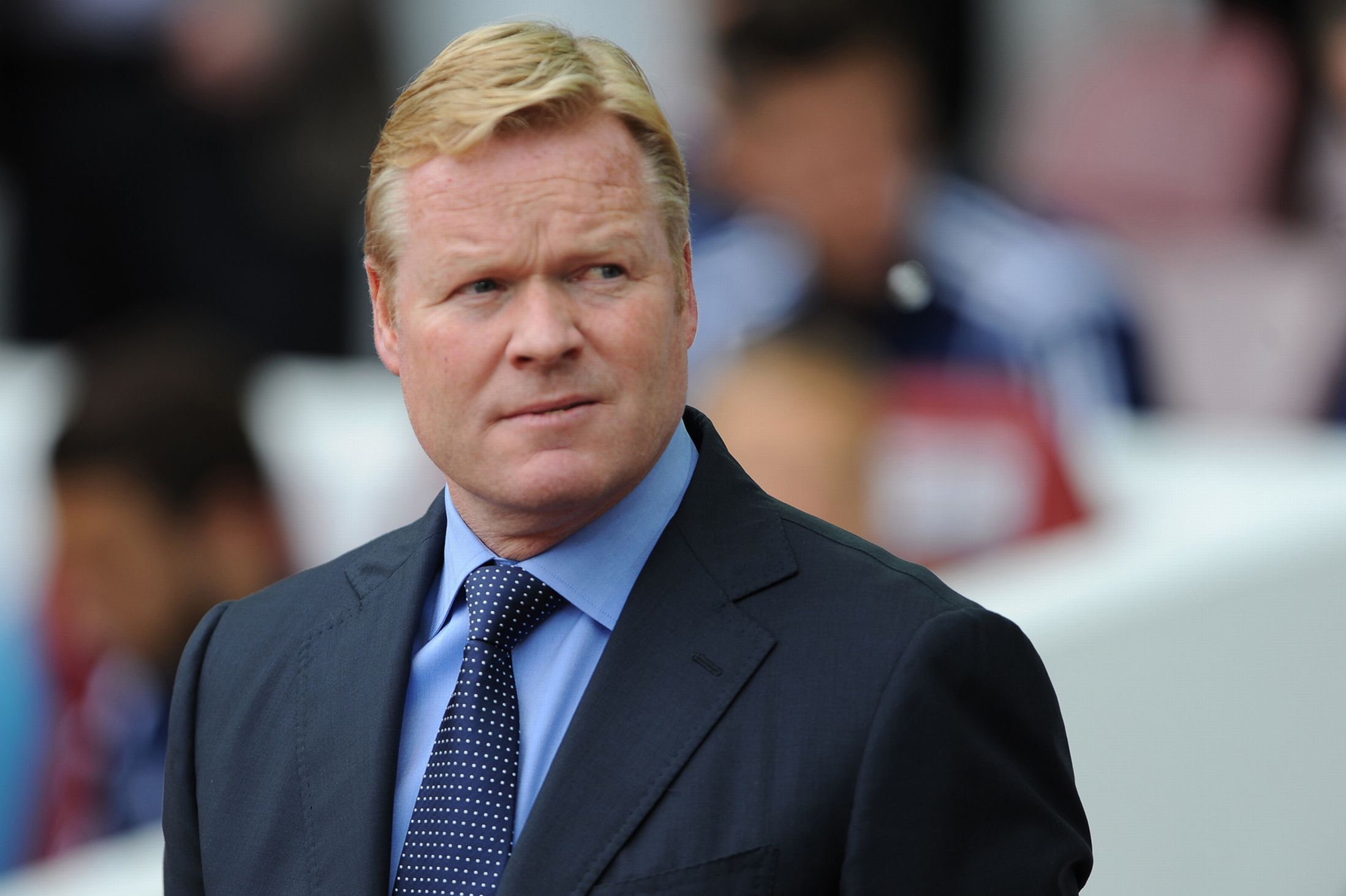 Ảnh bài viết Koeman bắt Man City trả giá cho vụ Stones