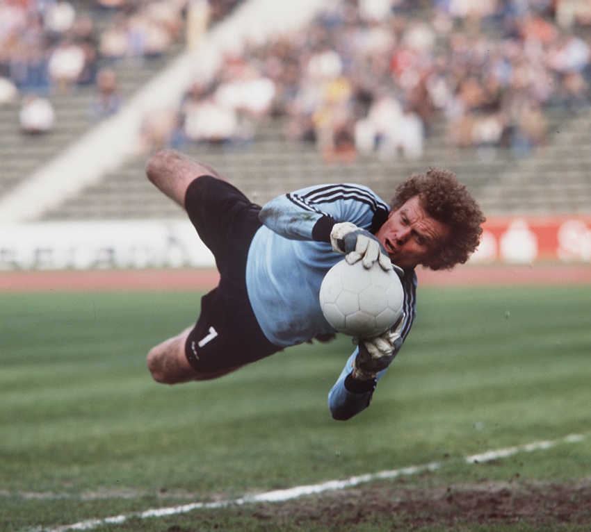 3. Sepp Maier (Bayern Munich giai đoạn 1962 - 1980). Ảnh: Internet.