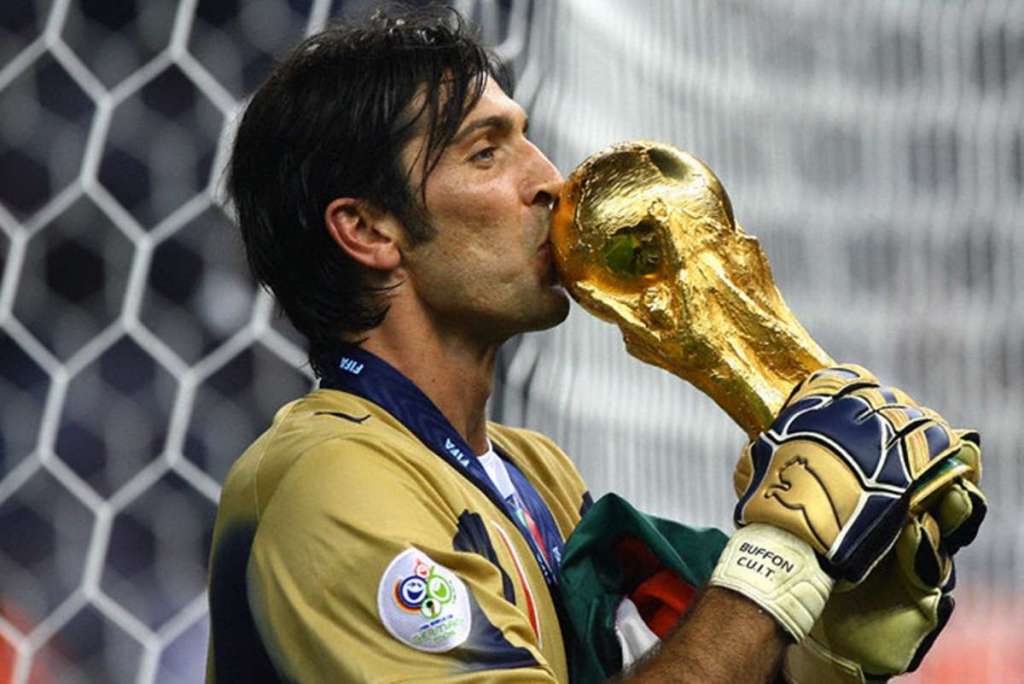 Thủ môn: Gianluigi Buffon (32,6 triệu bảng). Ảnh: Internet.