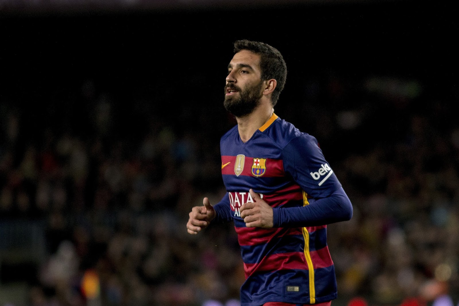 2. Arda Turan (Barcelona) - Chuyền bóng chính xác 93%. Ảnh: Internet.