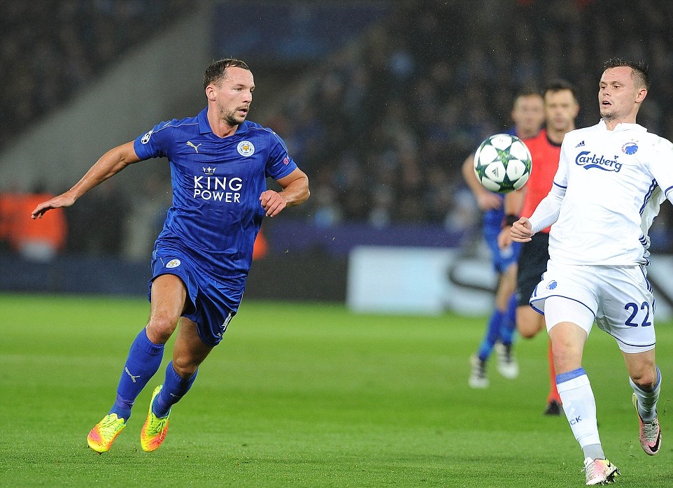 Đội khách là những người chủ động hơn trong nửa đầu hiệp một. Ảnh: Internet.