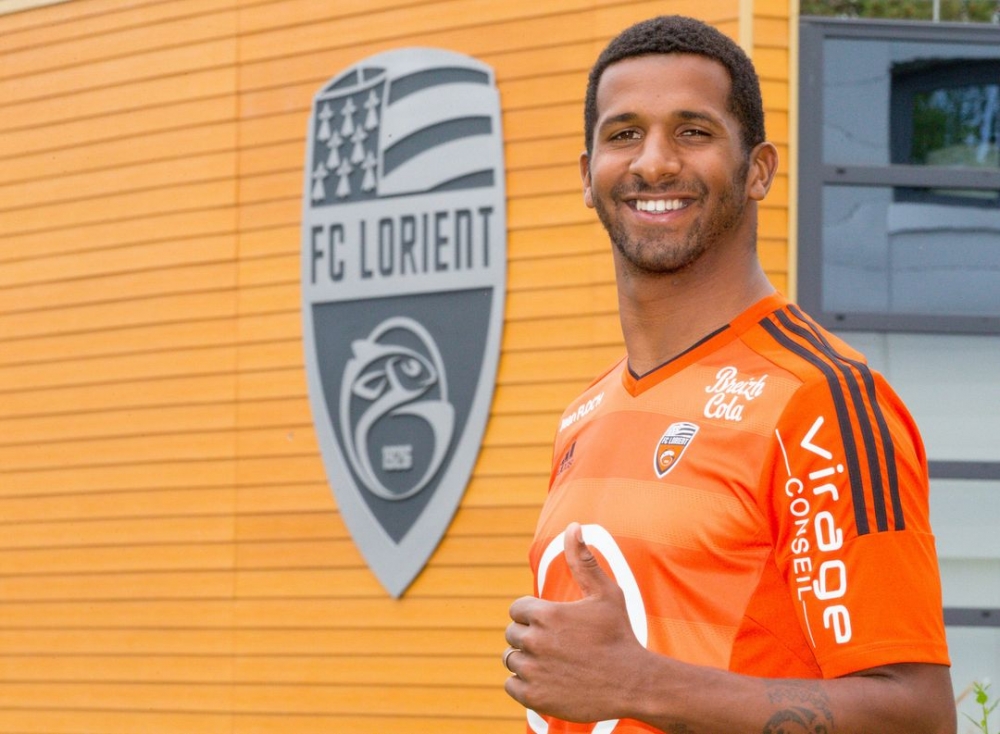 Cafu (Ribeiro Dias) - Lorient - Tỷ lệ chuyền bóng chính xác 92%. Ảnh: Internet.