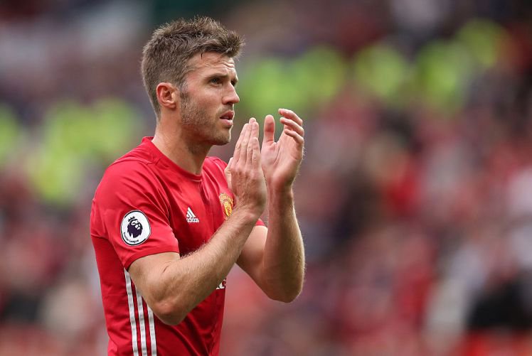 Carrick cùng M.U giành chiến thắng trước Swansea. Ảnh: Internet.