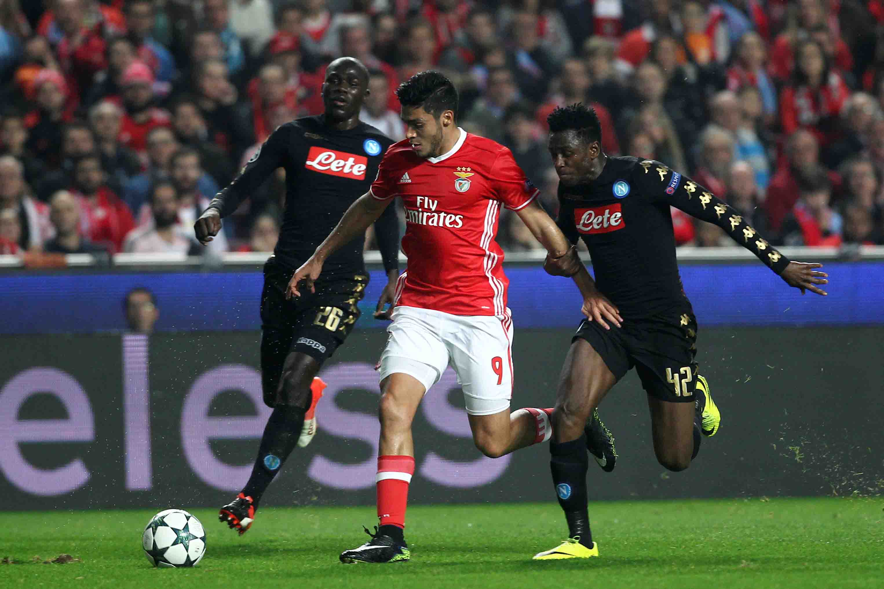 Jimenez gây ấn tượng ở Atletico rồi đến Benfica. Ảnh: Squawka.