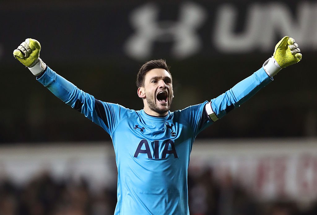1. Hugo Lloris - CLB: Tottenham Hotspur - Số lần thành công ở vị trí hậu vệ quét: 22. Ảnh: Squawka.