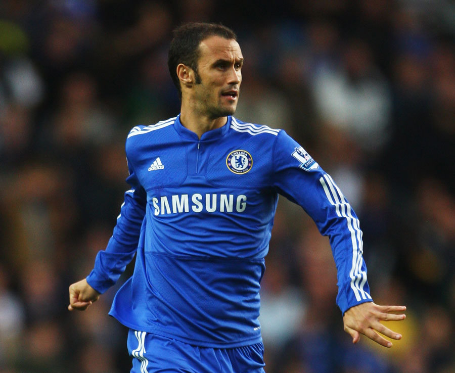 Ricardo Carvalho. Ảnh: Daily Star.