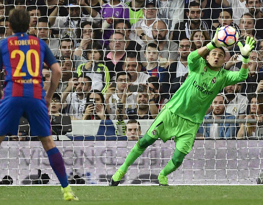 Keylor Navas - 7 điểm. Ảnh: Express.