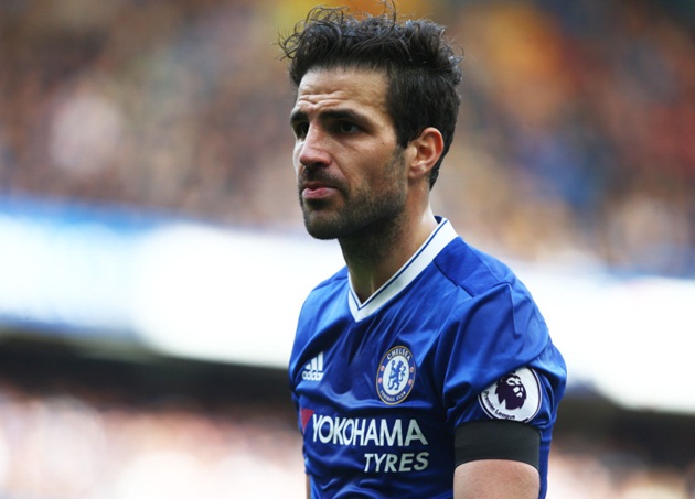 Fabregas có thể rời Chelsea bất cứ lúc nào. Ảnh: Metro.