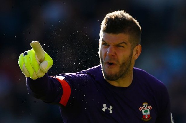 Ảnh bài viết 10 thủ môn đắt giá nhất lịch sử: Sau Ederson là những ai?