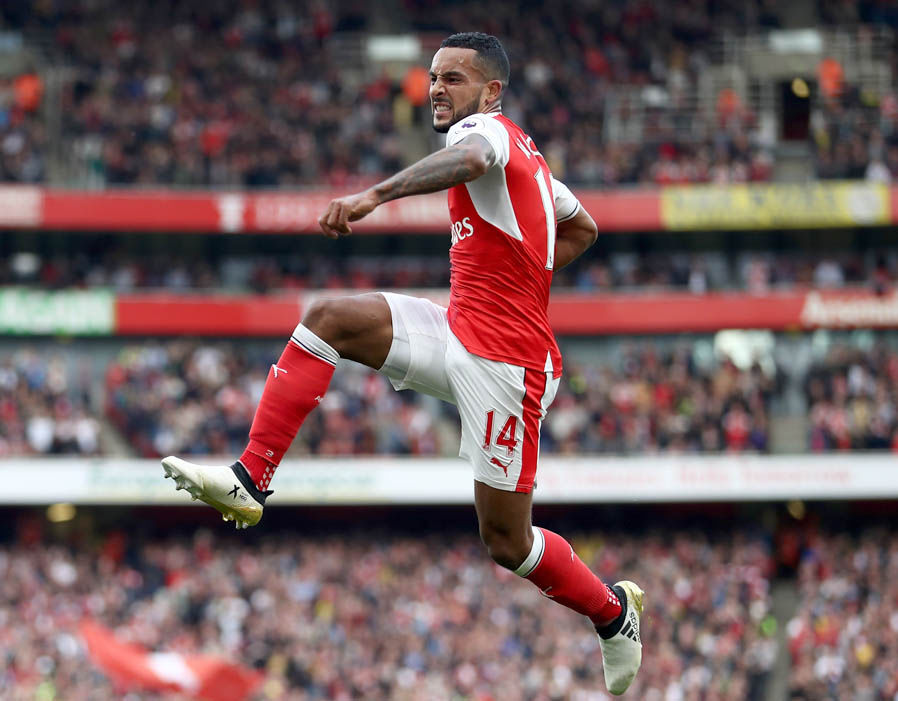 =3. Theo Walcott - 110.000 bảng/tuần. Ảnh: Express.