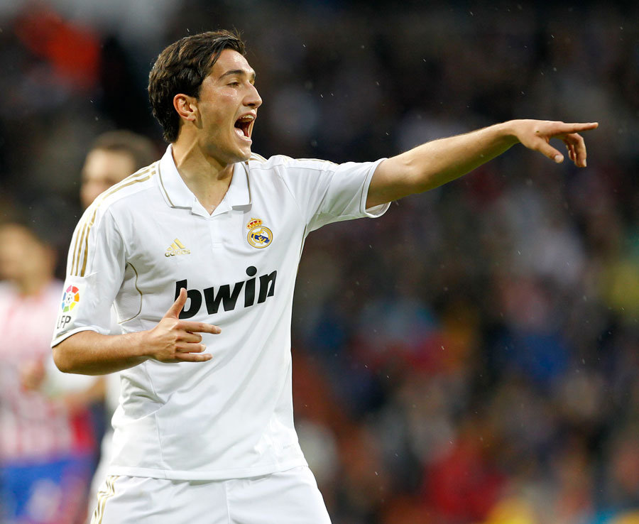 Nuri Sahin - 8,5 triệu bảng từ Borussia Dortmund đến Real Madrid năm 2011. Ảnh: Daily Star.