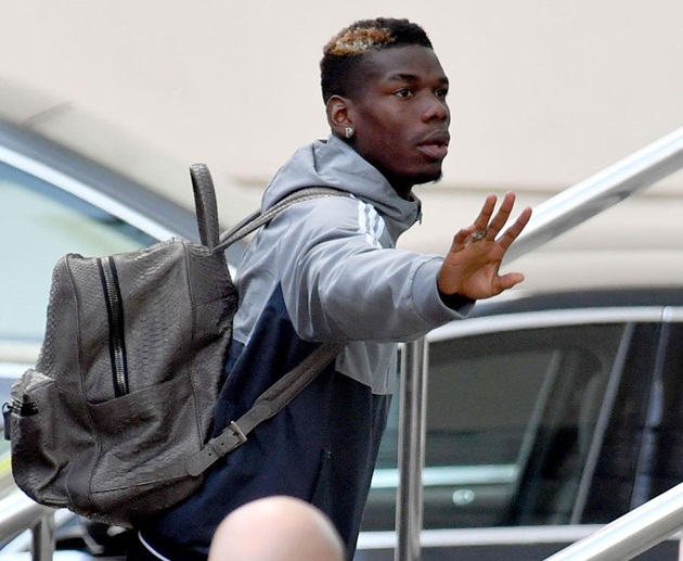 Người bạn thân Paul Pogba của Lukaku cũng nhận được nhiều sự chú ý. Ảnh: Daily Star.