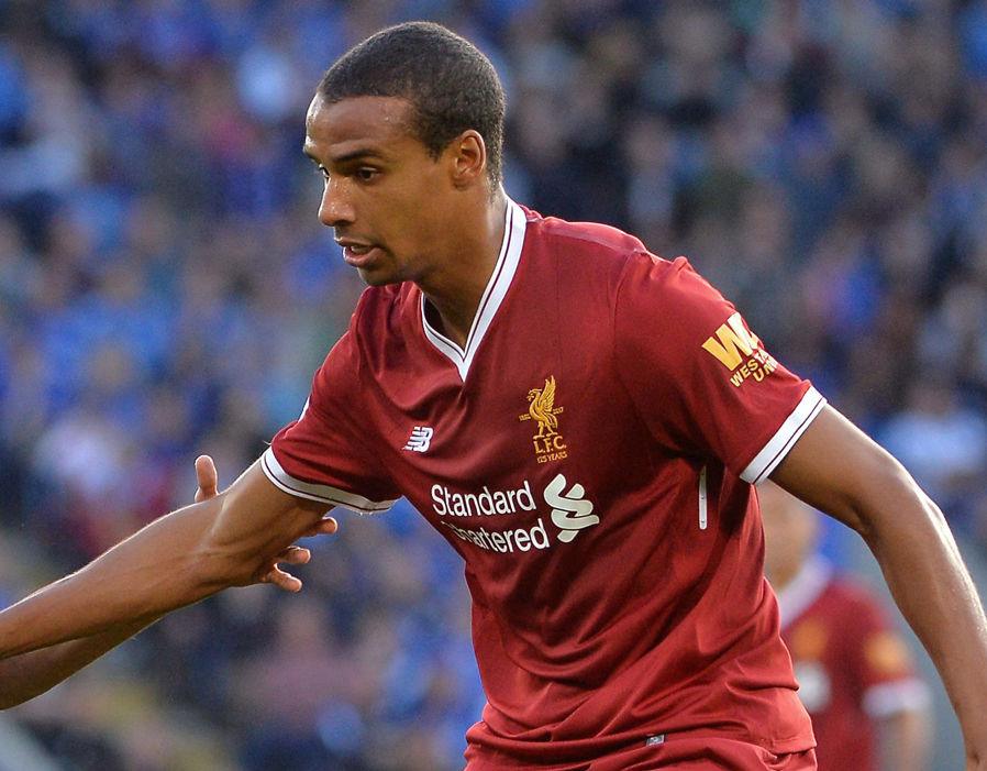 Trung vệ: Joel Matip. Trung vệ người Cameroon chỉ vắng mặt 1 trận ở Ngoại hạng Anh mùa này và thi đấu cả 4 trận Champions League vừa qua. Sự có mặt của Matip là vô cùng cần thiết với hàng thủ Liverpool vì anh chơi cực kỳ chắc chắn từ đầu mùa giải tới nay.