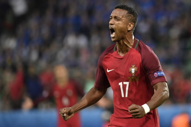 Ảnh bài viết Fan Man United kêu gọi Mourinho chiêu mộ Luis Nani