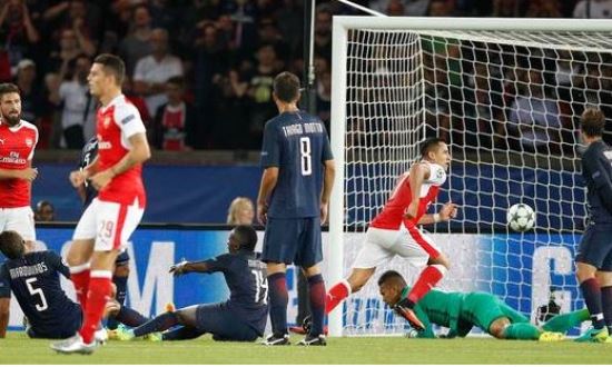Sanchez ghi bàn gỡ hòa cho Arsenal. Ảnh: Internet.