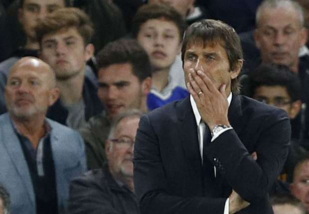 HLV Conte thất vọng với trận thua của Chelsea. Ảnh: Internet.
