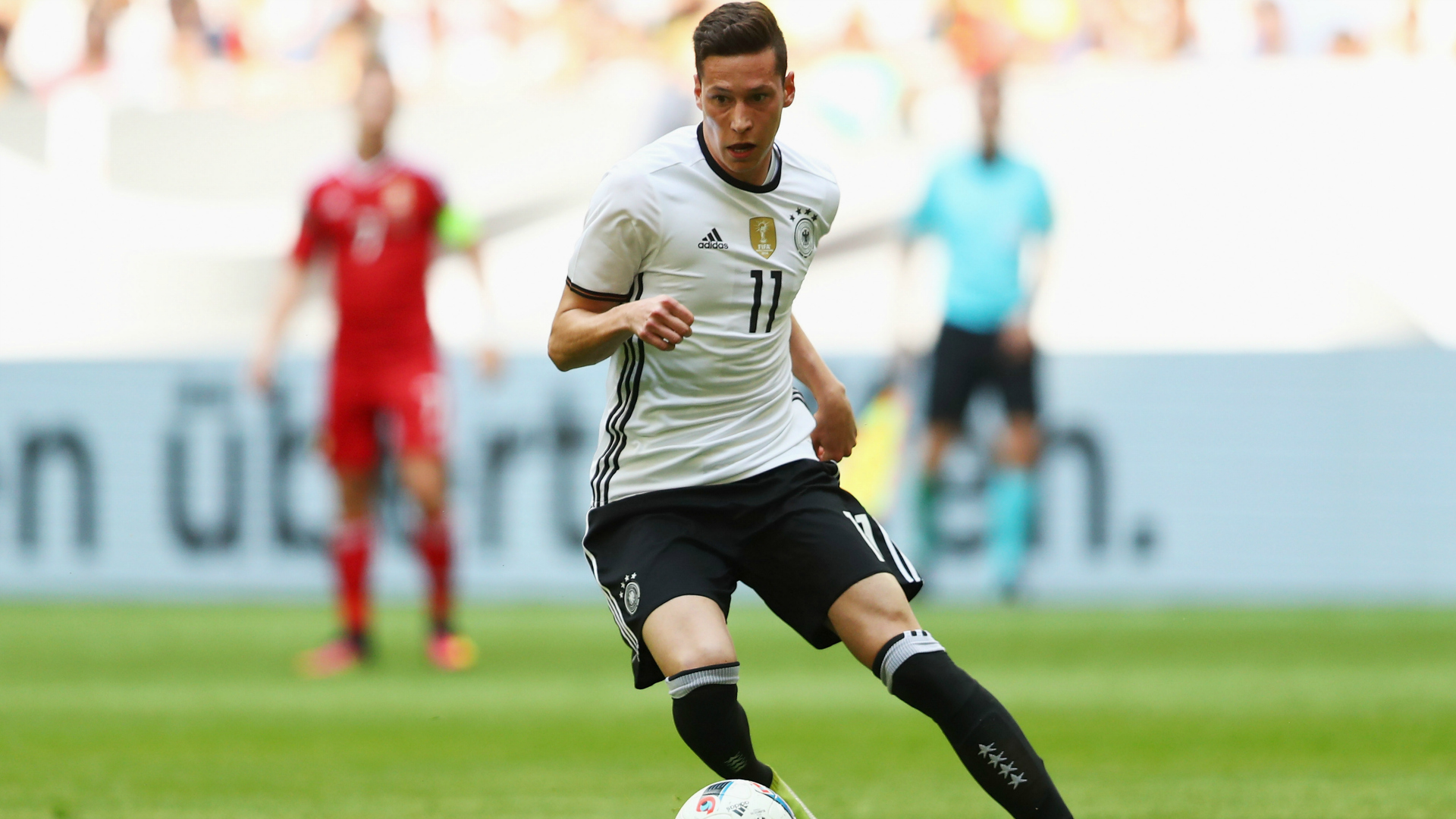 Julian Draxler sẽ ra đi trong mùa Đông tới. Ảnh: Goal.