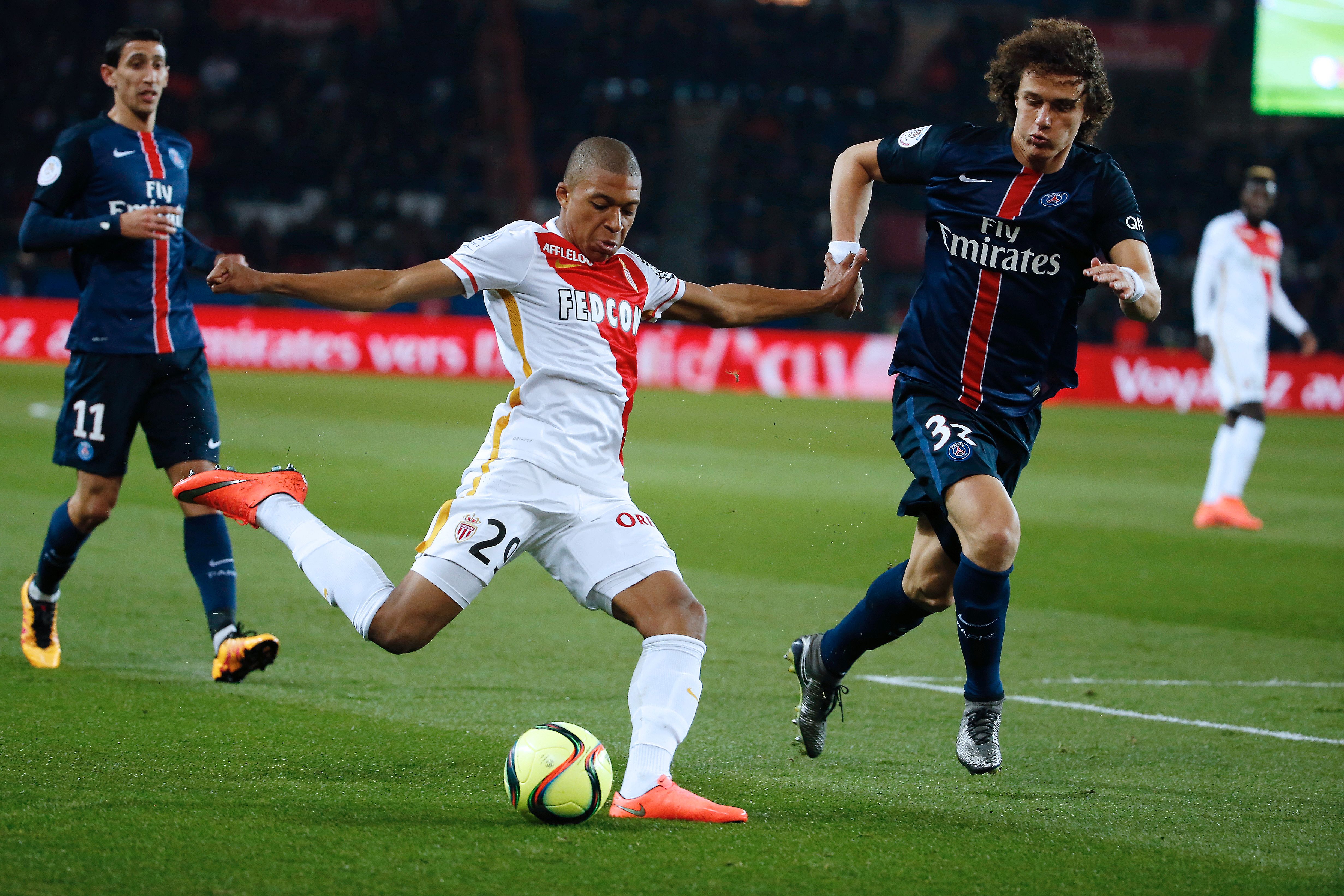 Kylian Mbappe - Henry mới.