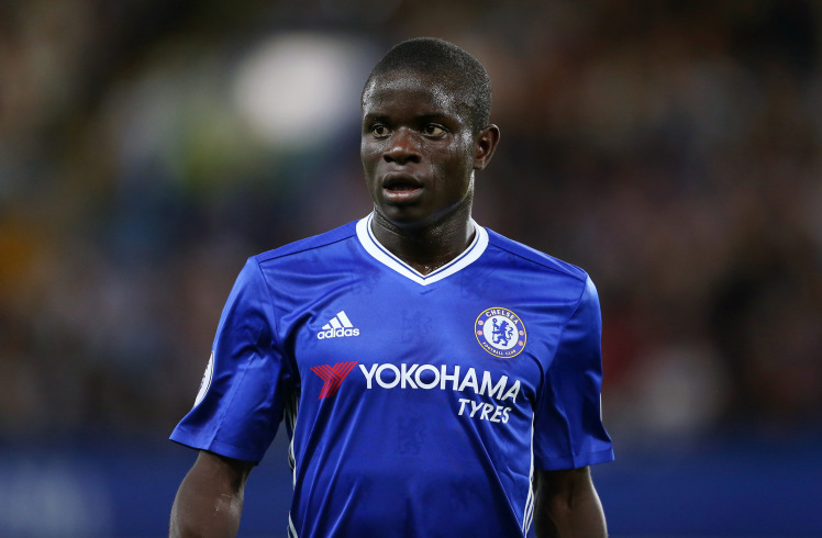 21. N'Golo Kanté (Chelsea, 25 tuổi, 74.5 triệu euro
