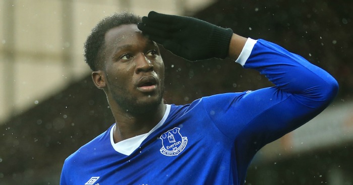 25. Romelu Lukaku (Everton, 23 tuổi, 70.9 triệu euro)