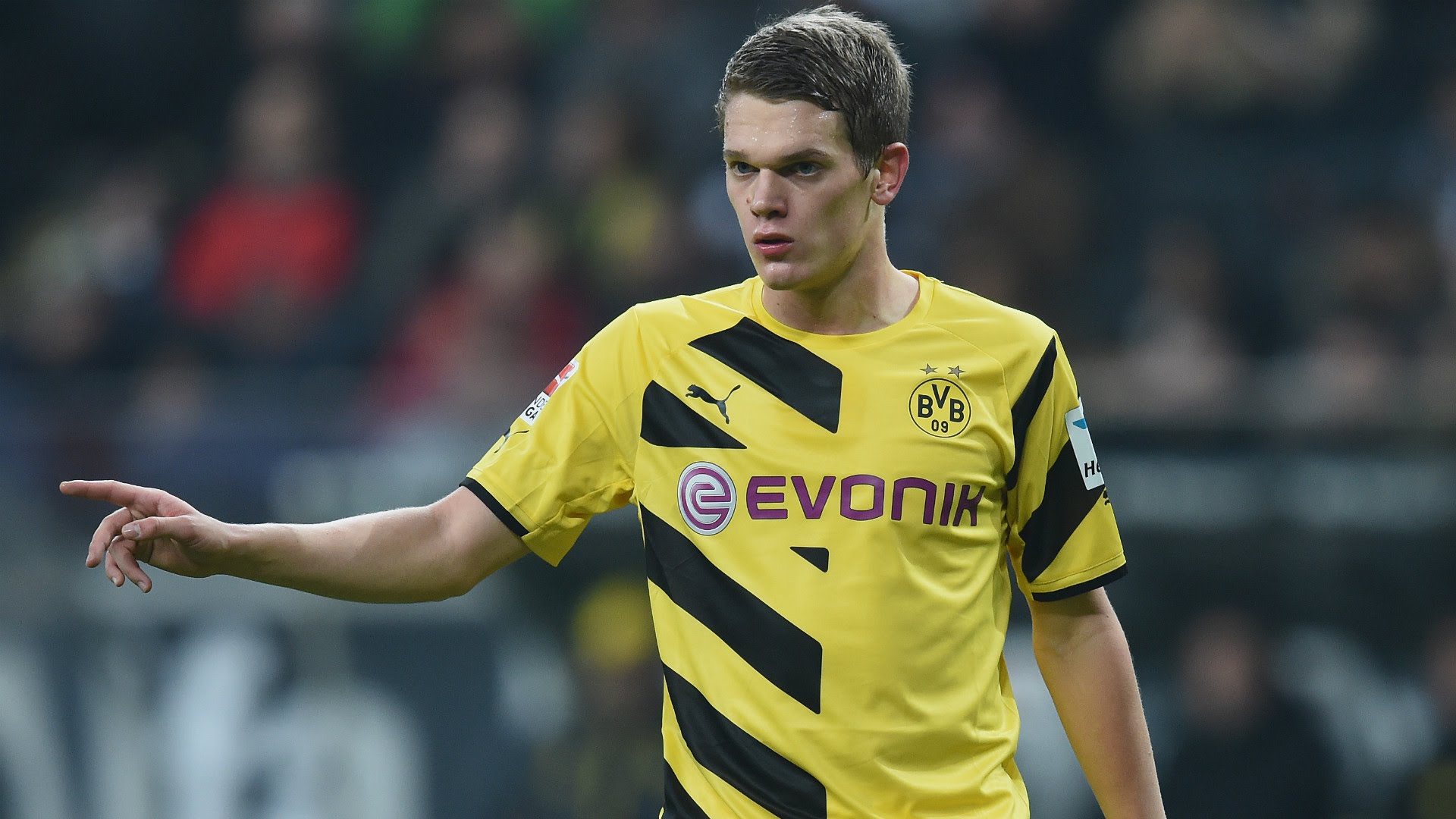 46. Matthias Ginter (23 tuổi, trung vệ, Dortmund): 12.75 triệu bảng