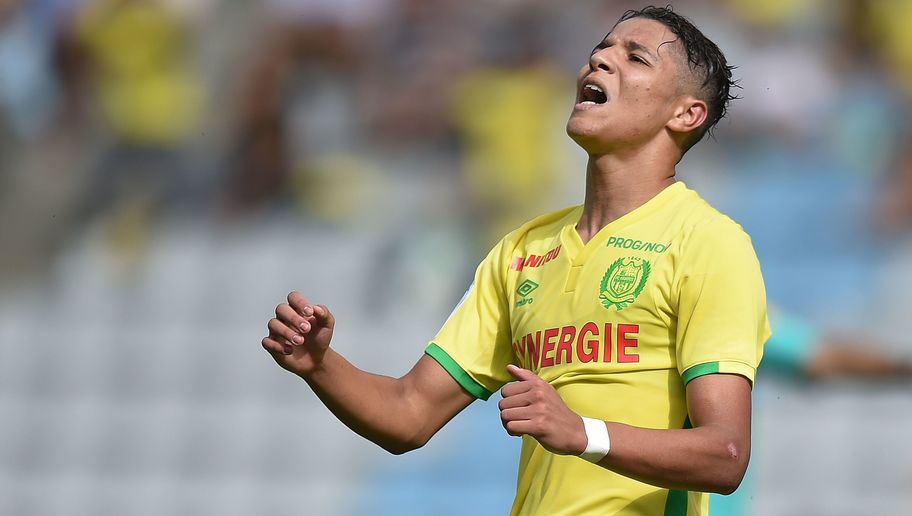 9. Amine Harit (Nantes, 19 tuổi): Rê bóng thành công trung bình 3.2 lần/trận