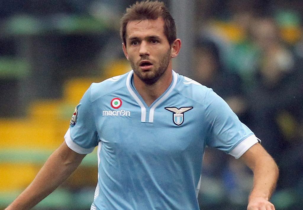 10. Senad Lulic (Lazio, 31 tuổi): 7 đường chuyền thành bàn